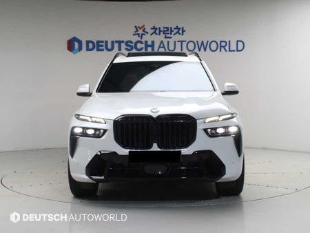BMW X7 — photo 03