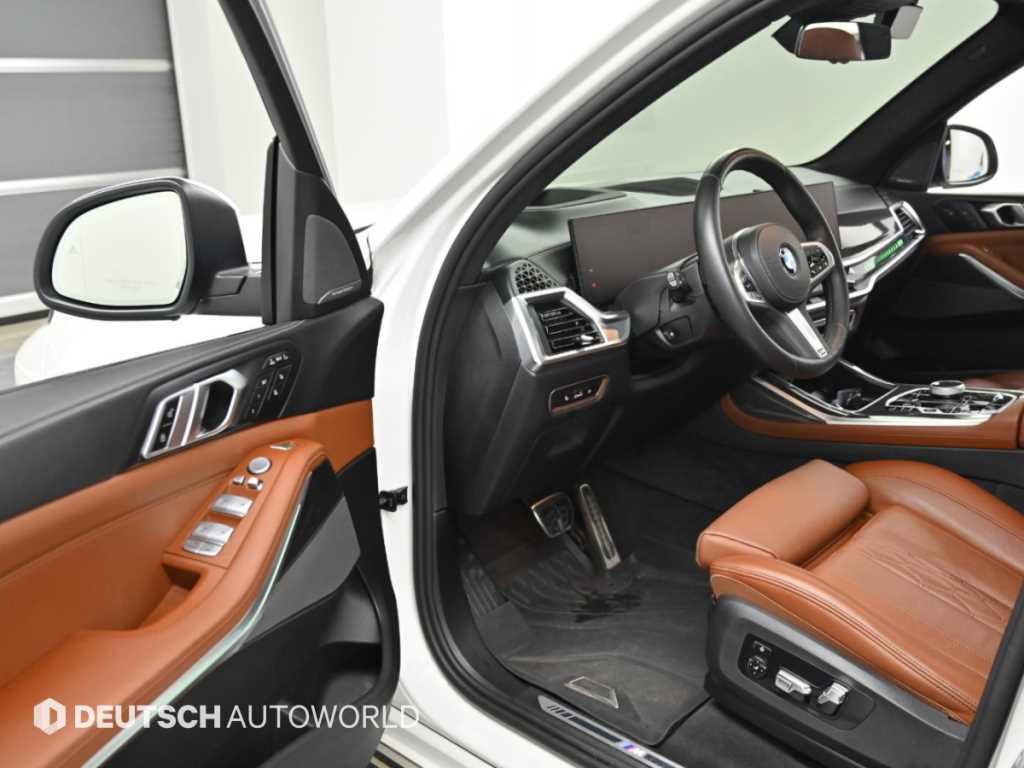BMW X7 — photo 10