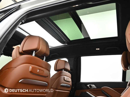 BMW X7 — photo 11