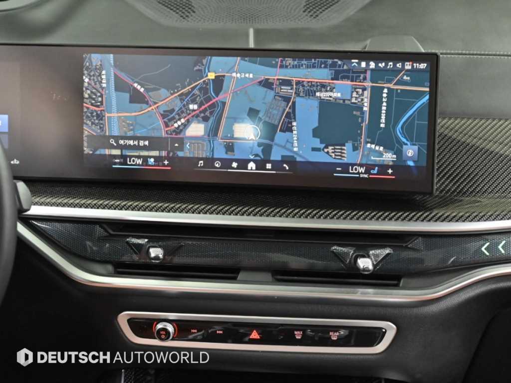 BMW X7 — photo 15
