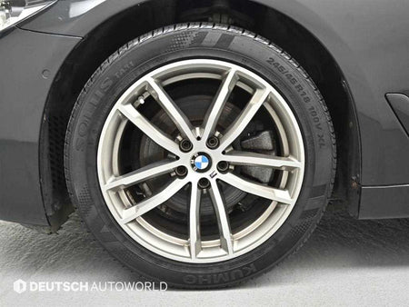 BMW 5-Series — photo 05