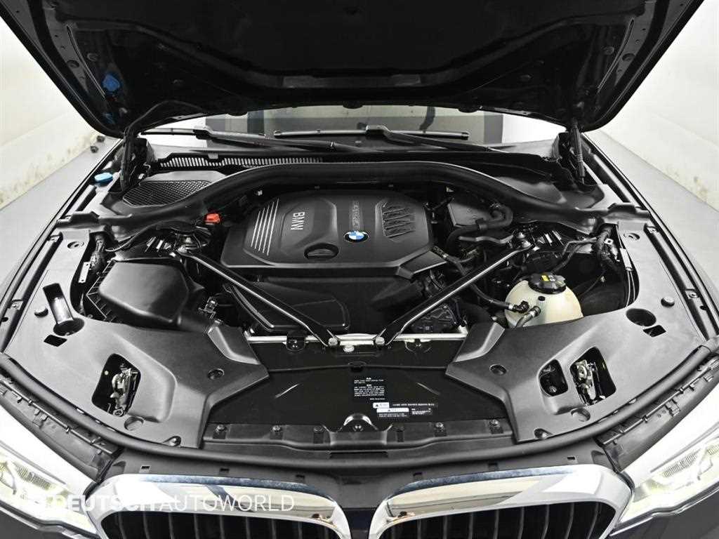 BMW 5-Series — photo 06