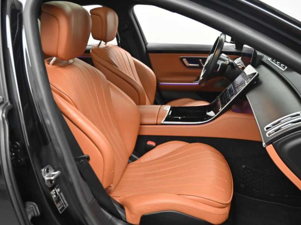 Mercedes-Benz S-Class — photo 10