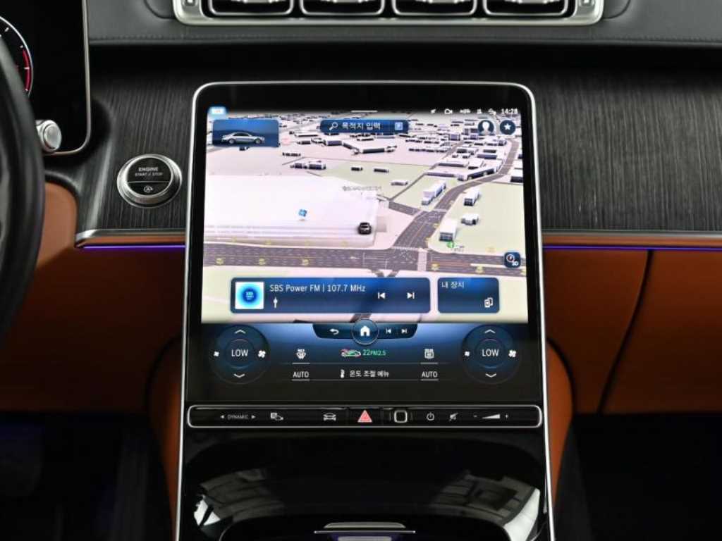Mercedes-Benz S-Class — photo 14
