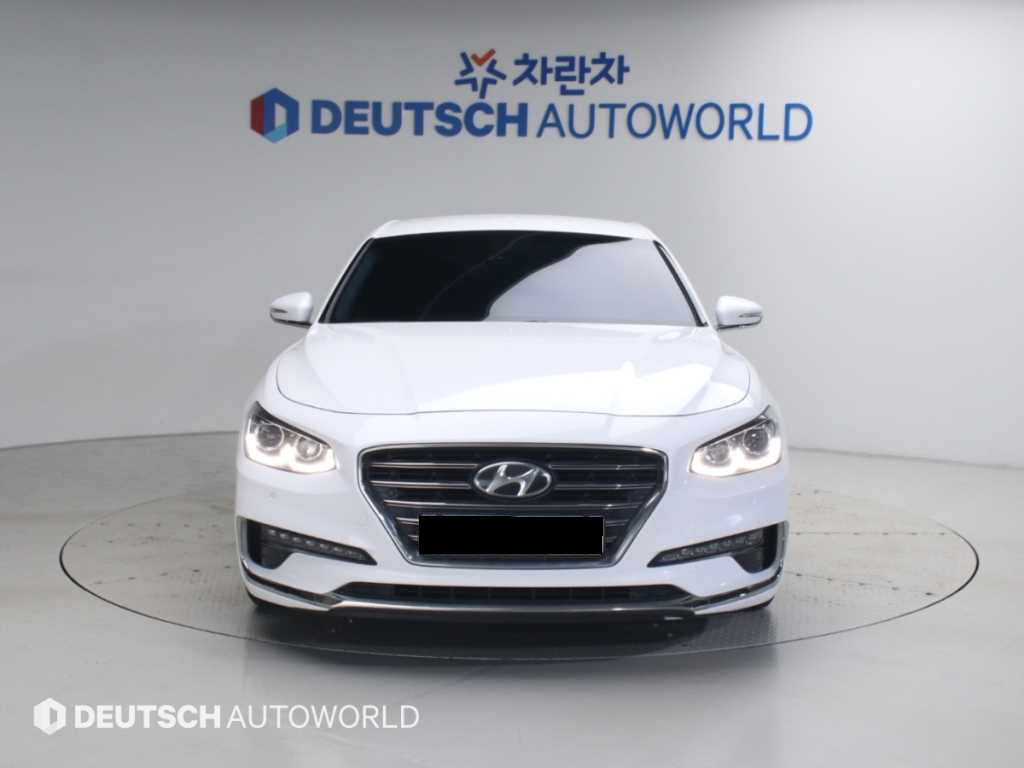 Hyundai Grandeur — photo 03