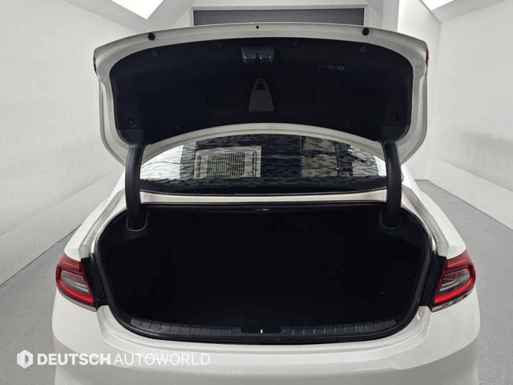 Hyundai Grandeur — photo 05