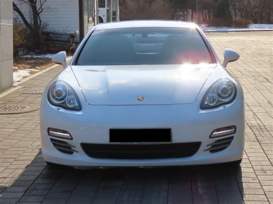 Porsche Panamera — photo 01