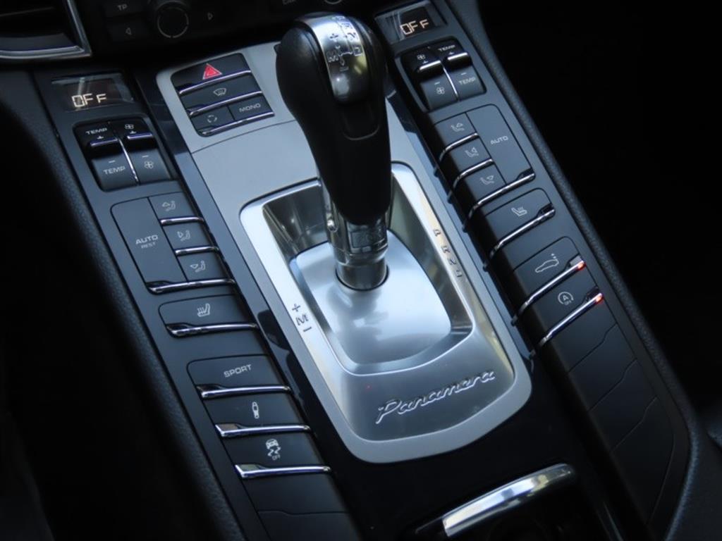 Porsche Panamera — photo 06