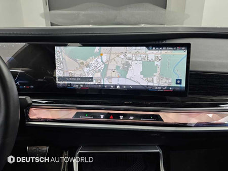BMW 7-Series — photo 14