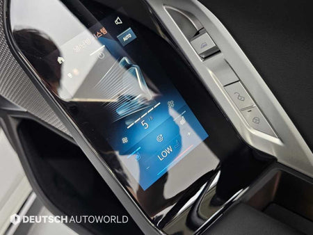 BMW 7-Series — photo 16