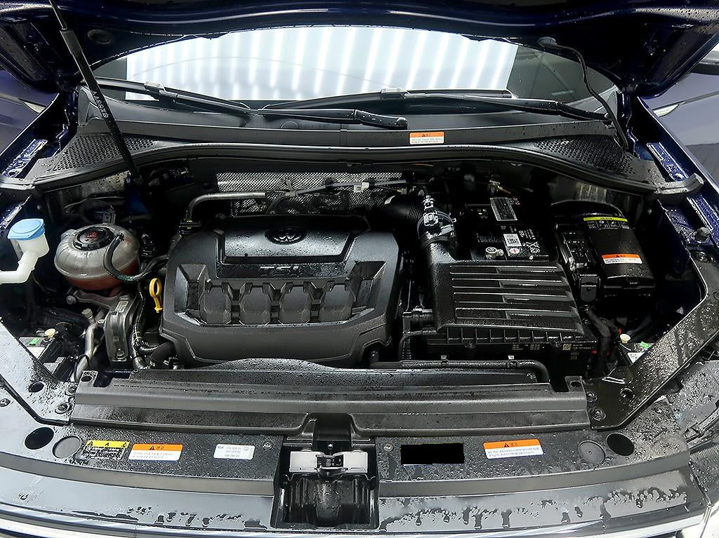 Volkswagen Tiguan — photo 07