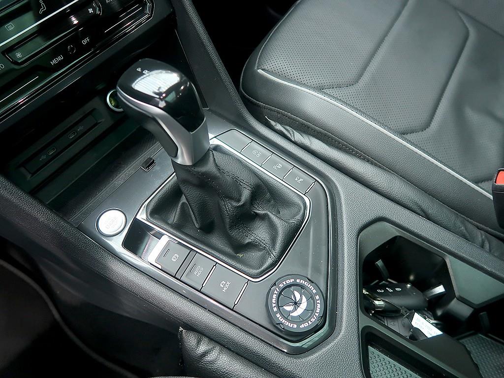 Volkswagen Tiguan — photo 10