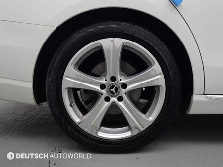 Mercedes-Benz E-Class — photo 05