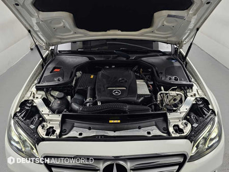 Mercedes-Benz E-Class — photo 06