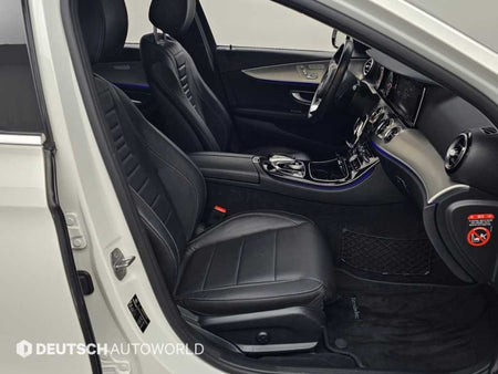Mercedes-Benz E-Class — photo 10