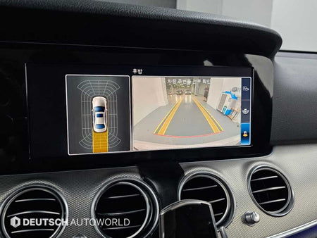 Mercedes-Benz E-Class — photo 15