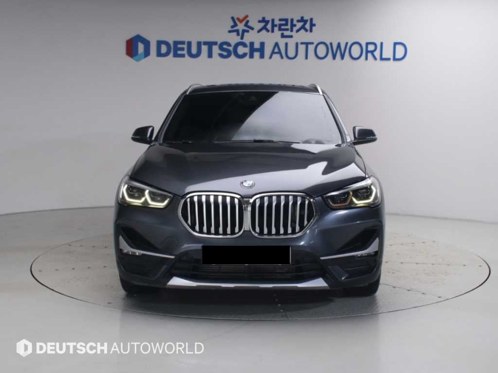 BMW X1 — photo 03