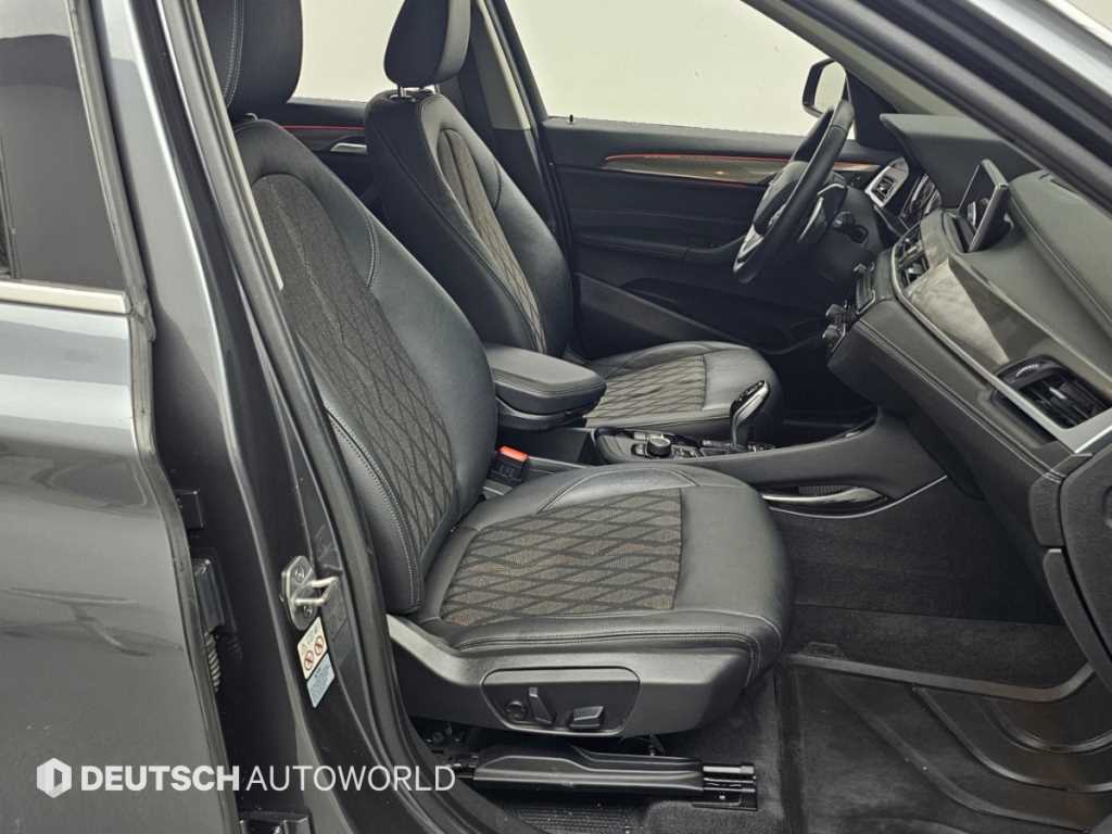 BMW X1 — photo 10