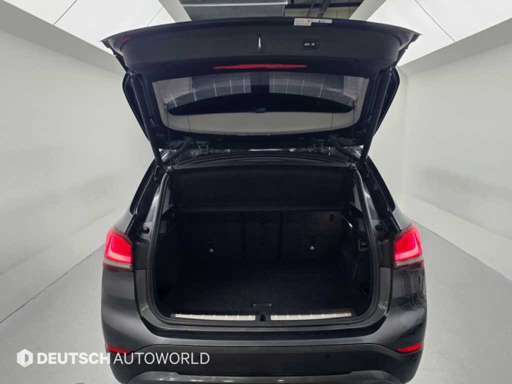 BMW X1 — photo 19