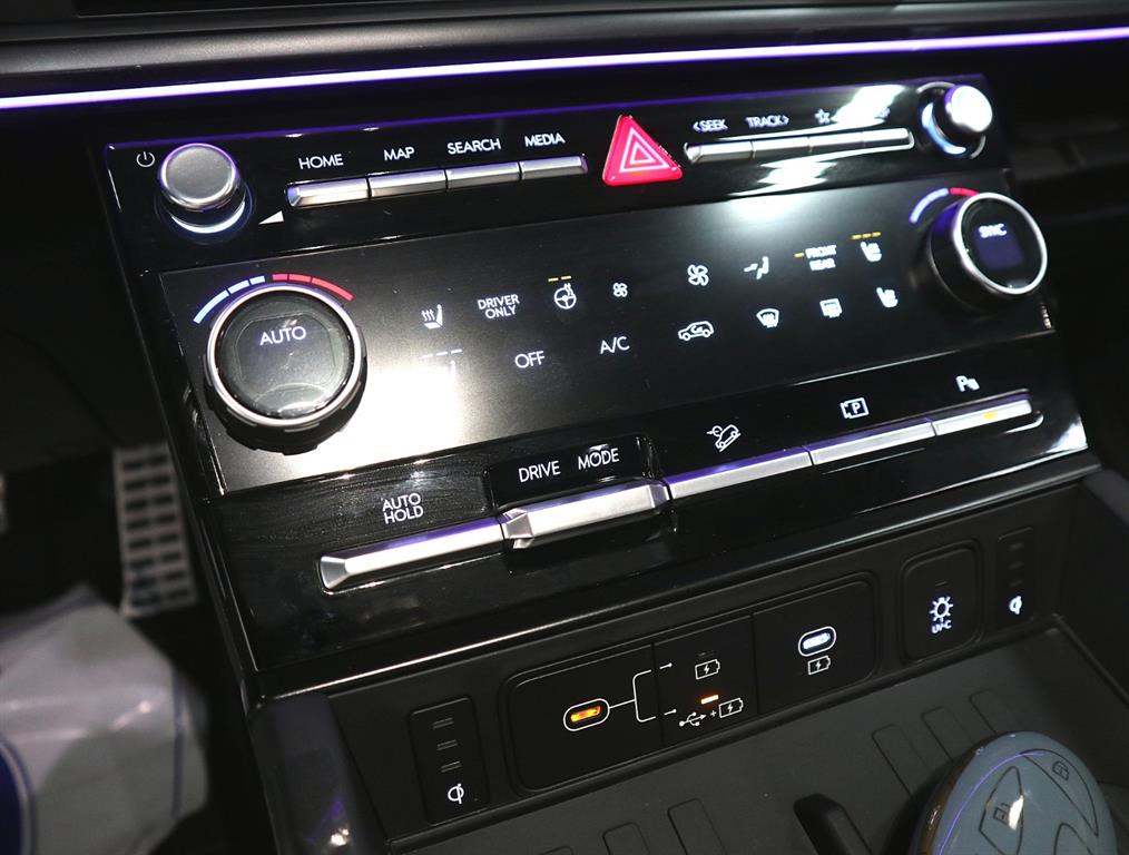 Hyundai Santafe — photo 12