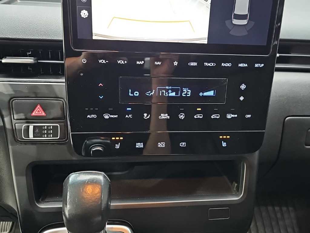 Hyundai Staria — photo 10
