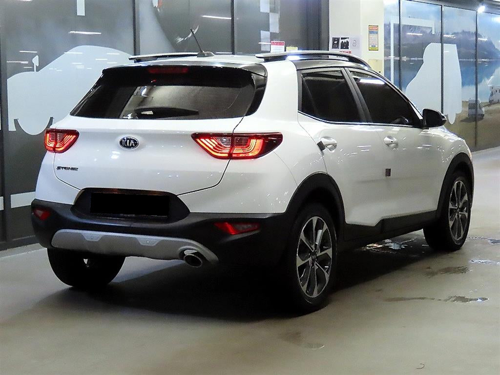 Kia Stonic — photo 04