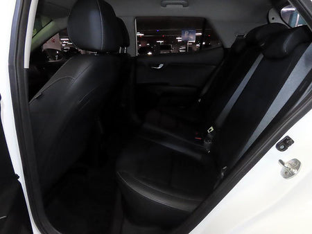 Kia Stonic — photo 07