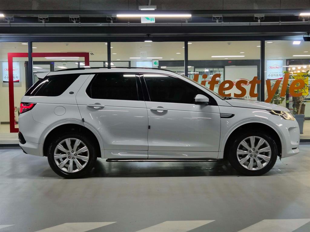 Land Rover Discovery Sport — photo 03