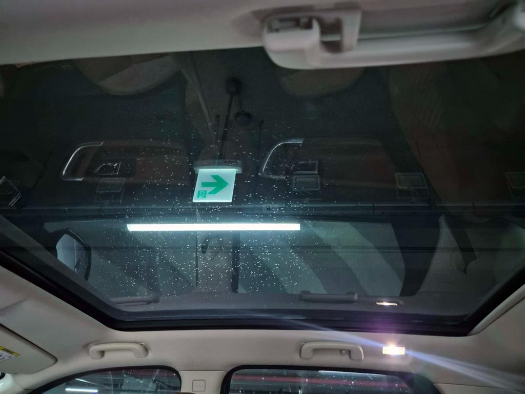 Land Rover Discovery Sport — photo 15