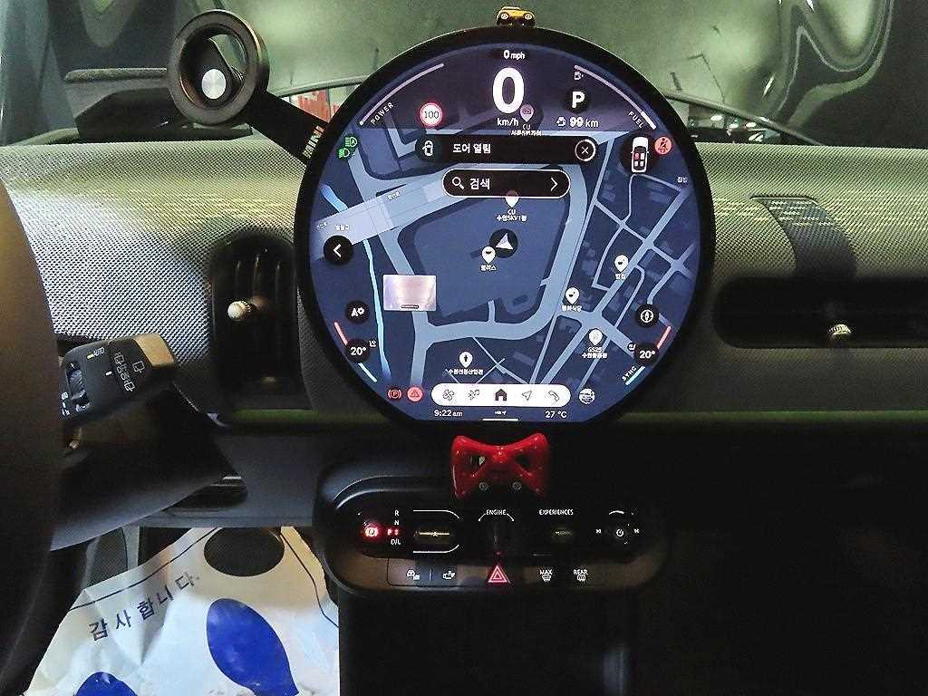 Mini Cooper — photo 11