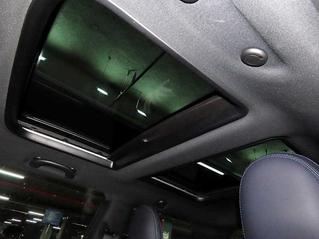 Mini Cooper — photo 16