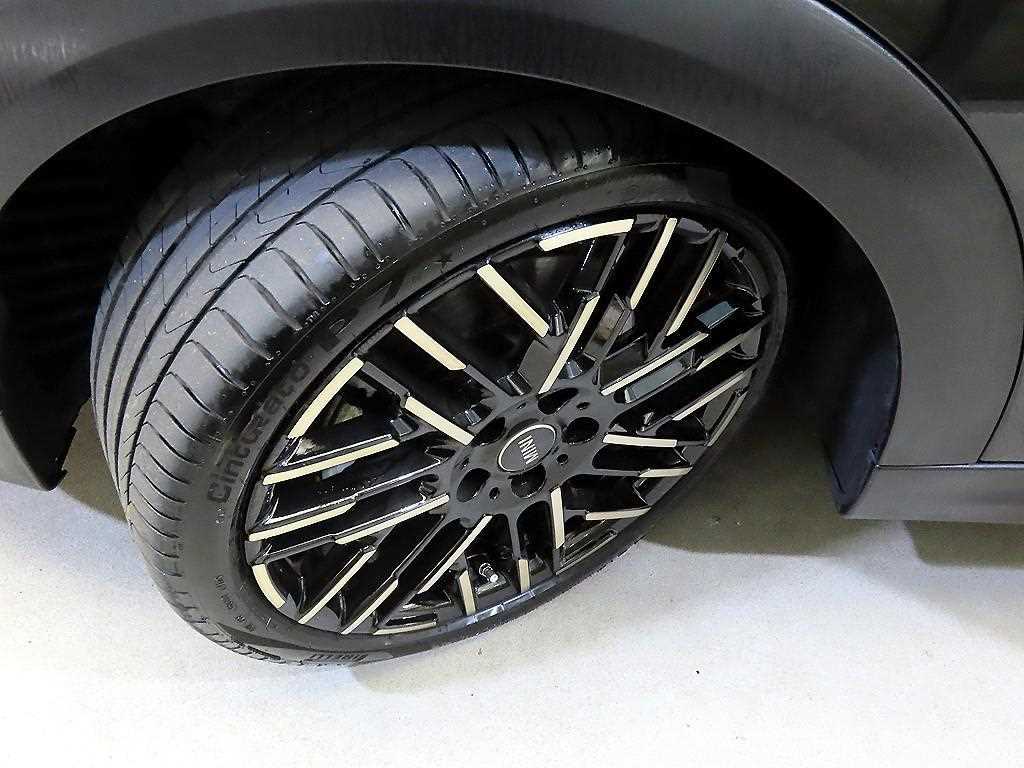 Mini Cooper — photo 20