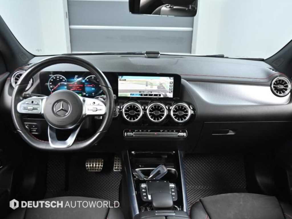 Mercedes-Benz EQA — photo 07