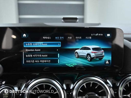 Mercedes-Benz EQA — photo 17