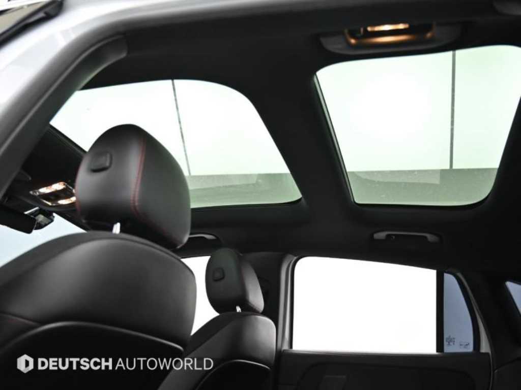 Mercedes-Benz EQA — photo 18