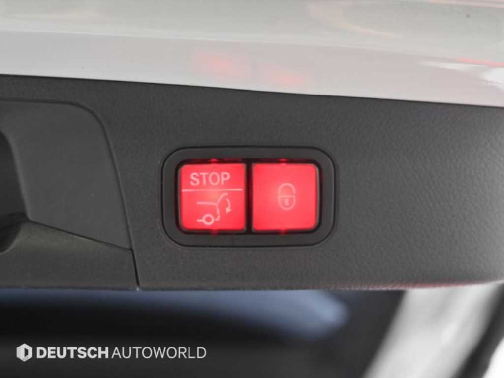 Mercedes-Benz EQA — photo 19