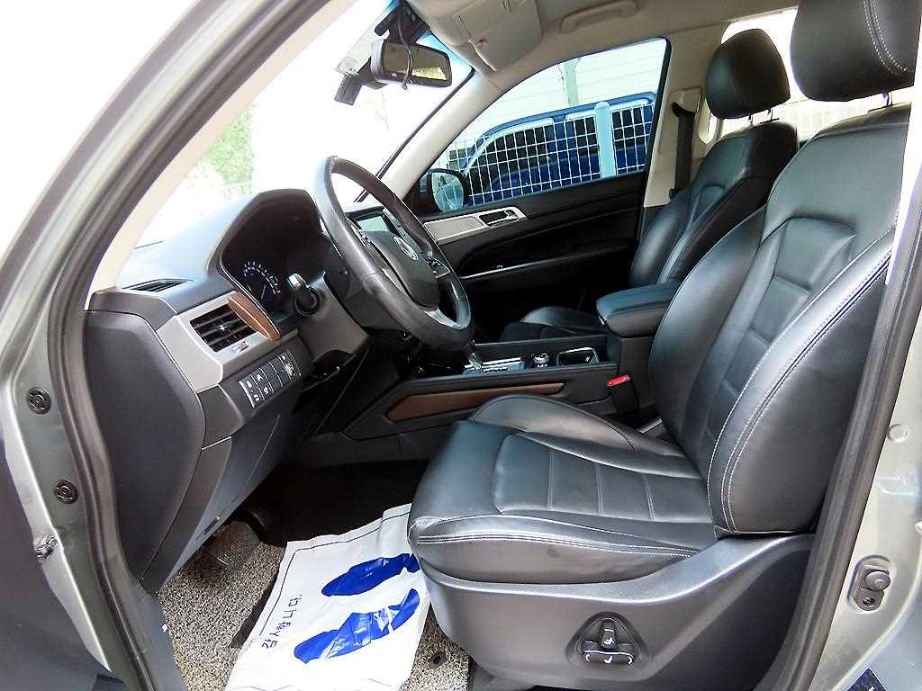 KGM Rexton — photo 05