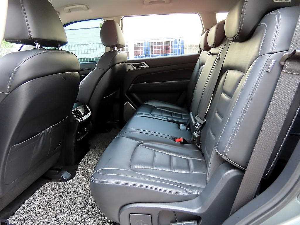 KGM Rexton — photo 06