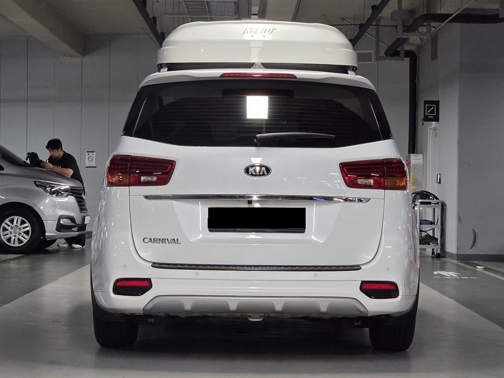 Kia Carnival — photo 06
