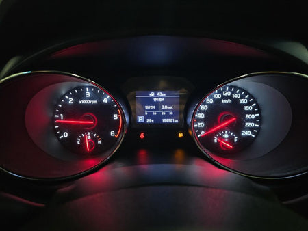 Kia Carnival — photo 12