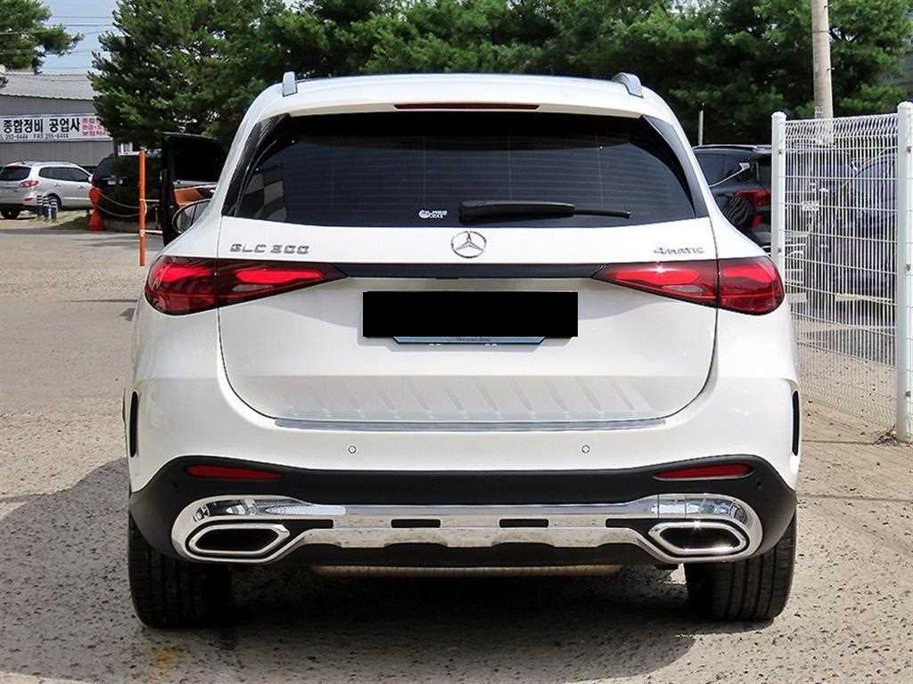 Mercedes-Benz GLC-Class — photo 04