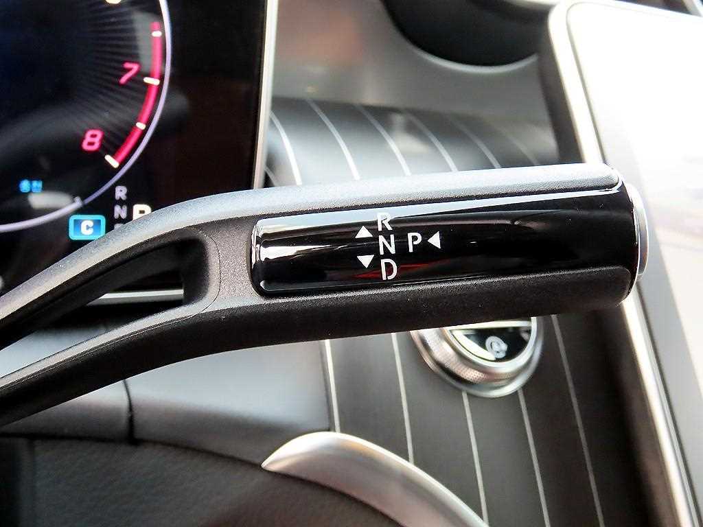 Mercedes-Benz GLC-Class — photo 11