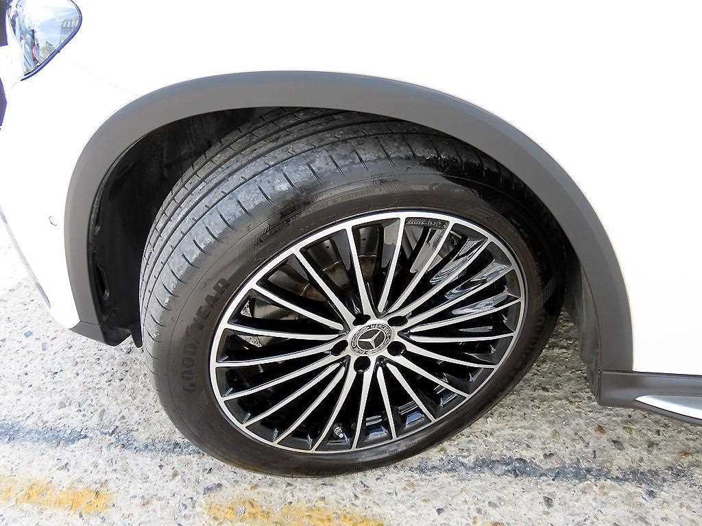 Mercedes-Benz GLC-Class — photo 20