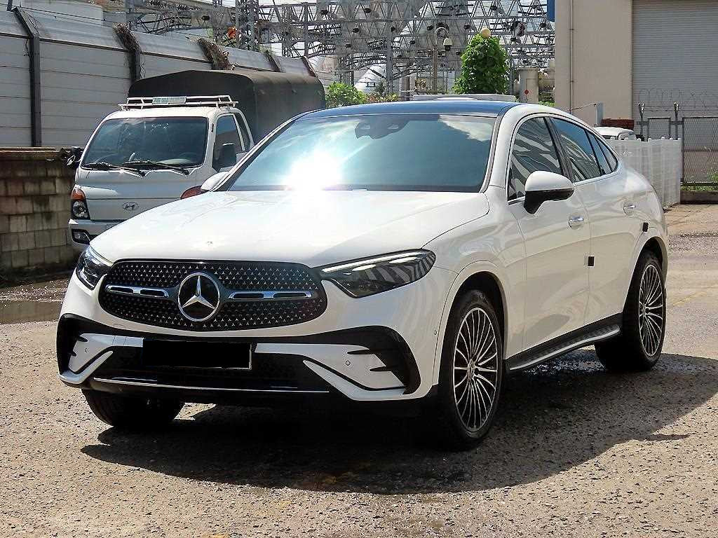 Mercedes-Benz GLC-Class — photo 02