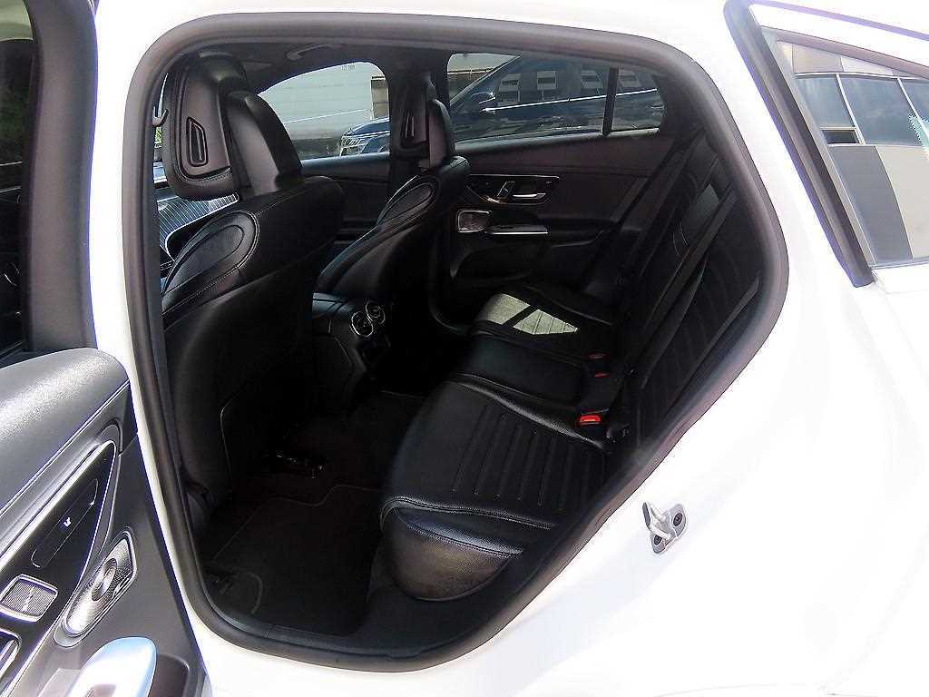 Mercedes-Benz GLC-Class — photo 06