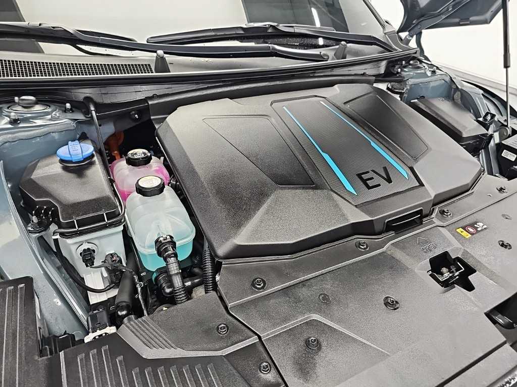 Hyundai Ioniq5 — photo 05