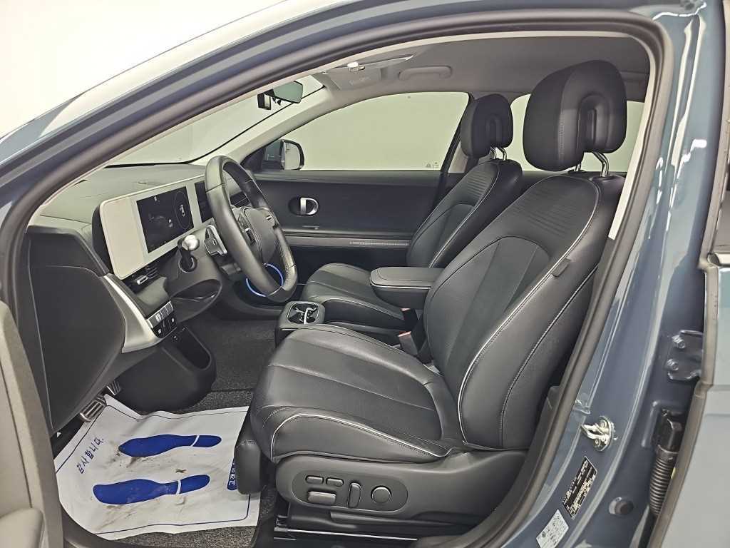 Hyundai Ioniq5 — photo 11