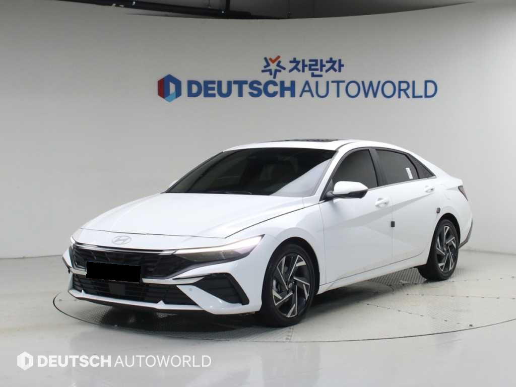 Hyundai Avante — photo 01