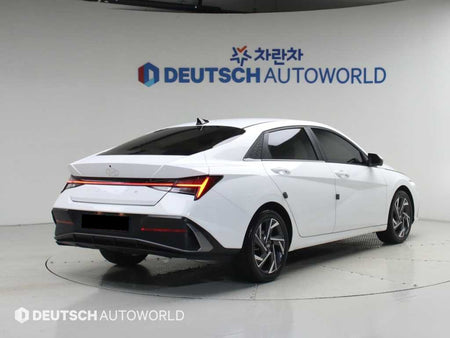 Hyundai Avante — photo 02