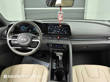 Hyundai Avante — photo 07